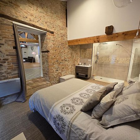 Gite Le Jardin Secret Et Gite Au Temps Suspendu Montpezat  Exterior foto