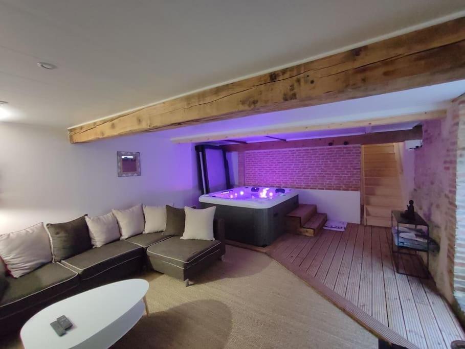 Gite Le Jardin Secret Et Gite Au Temps Suspendu Montpezat  Exterior foto